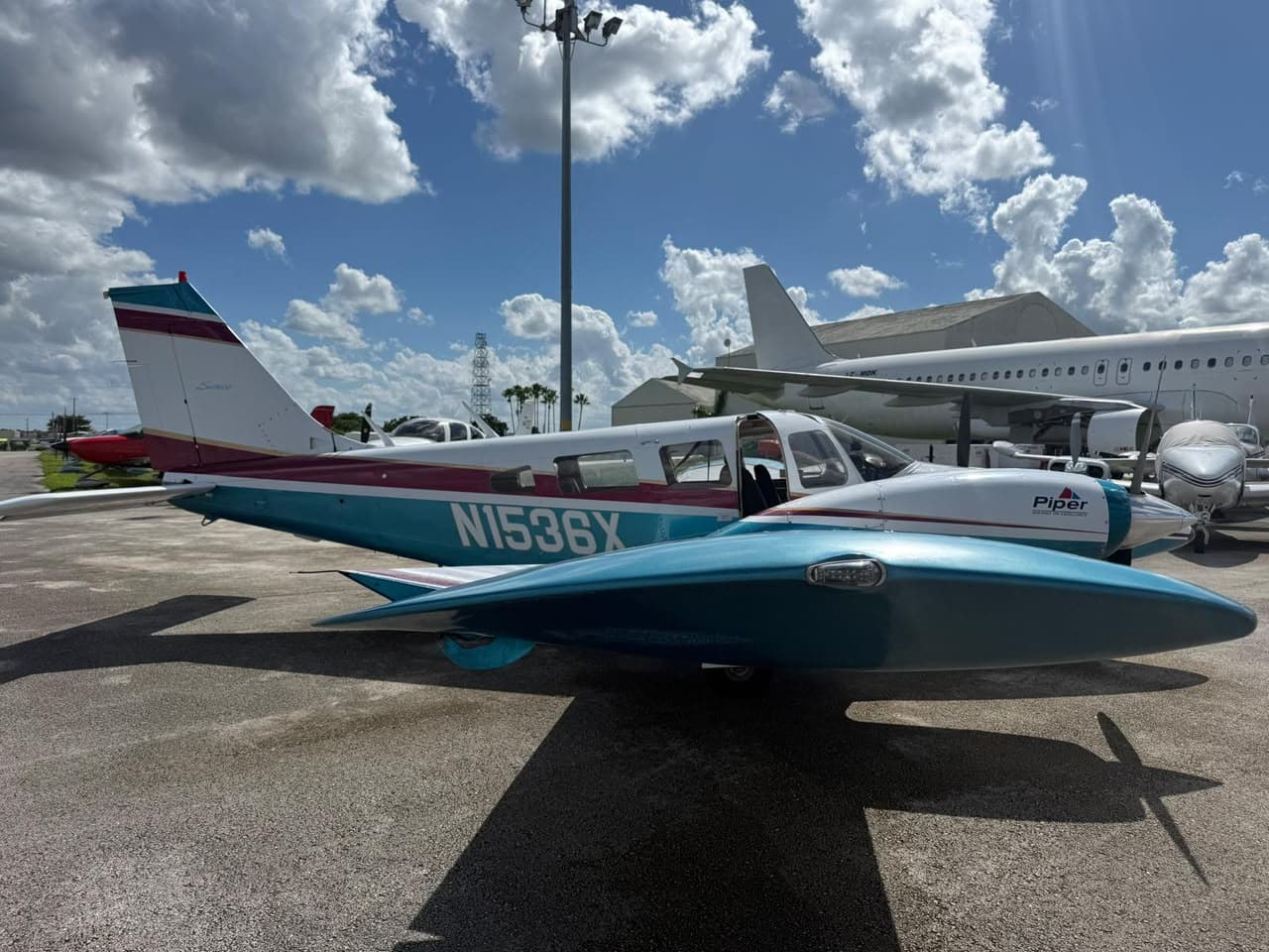 Seneca II-PA-34-200T (1975) · Foto 4