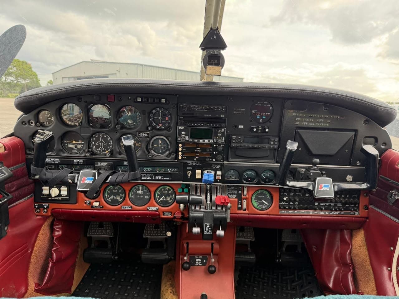 Seneca II-PA-34-200T (1975) · Foto 11